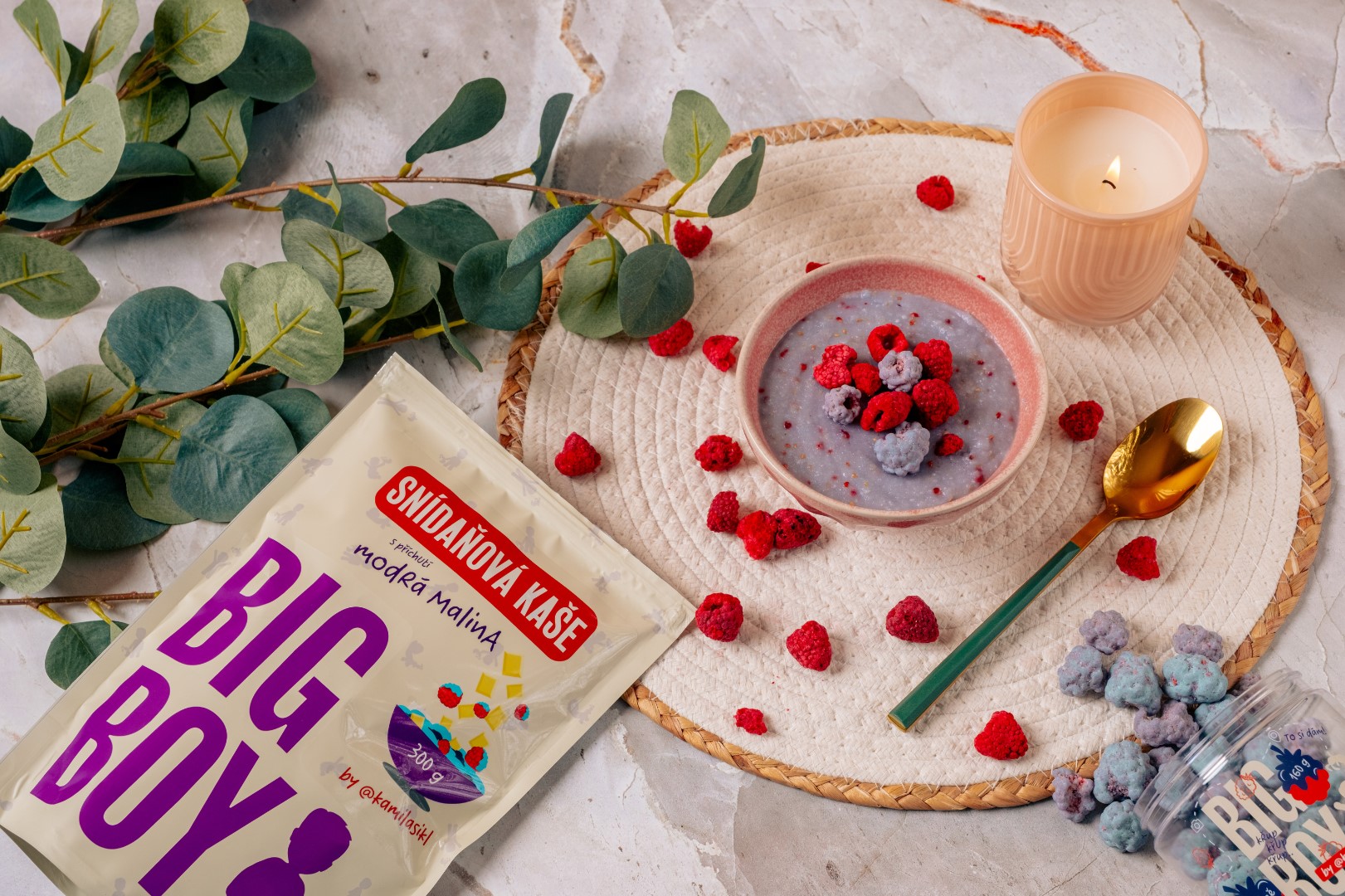 BIG BOY® Kaša s príchuťou modrá malina by @kamilasikl 300g BIG BOY® Kaša s príchuťou modrá malina by @kamilasikl 300g