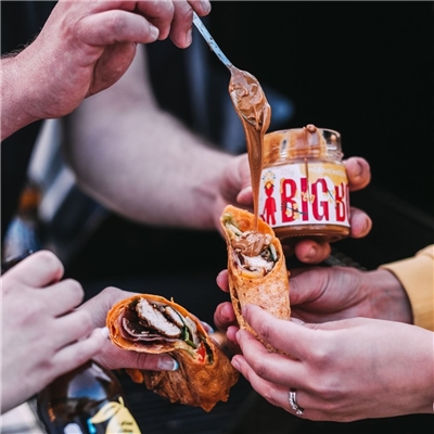 Tortila s kuracím mäsom, slaninou a sušenými paradajkami