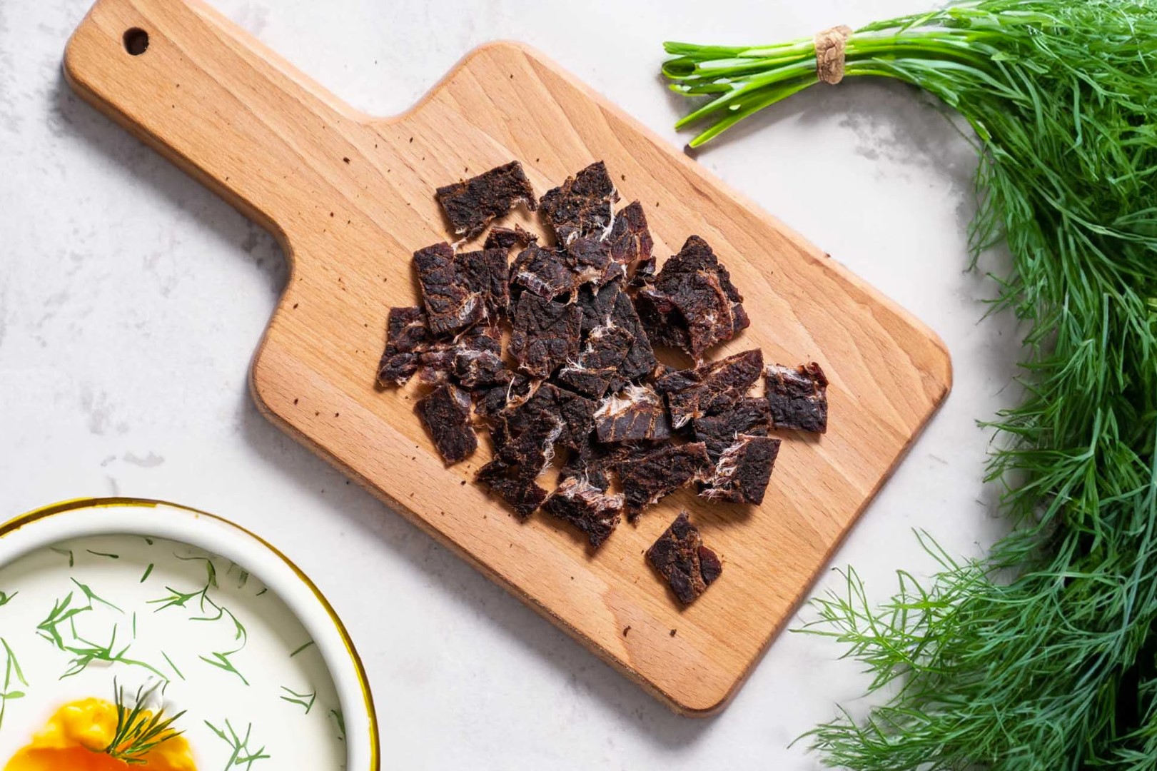 Royal Jerky: Koprovka (hovězí sušené maso s příchutí koprovky) 22g Royal Jerky: Koprovka (hovězí sušené maso s příchutí koprovky) 22g